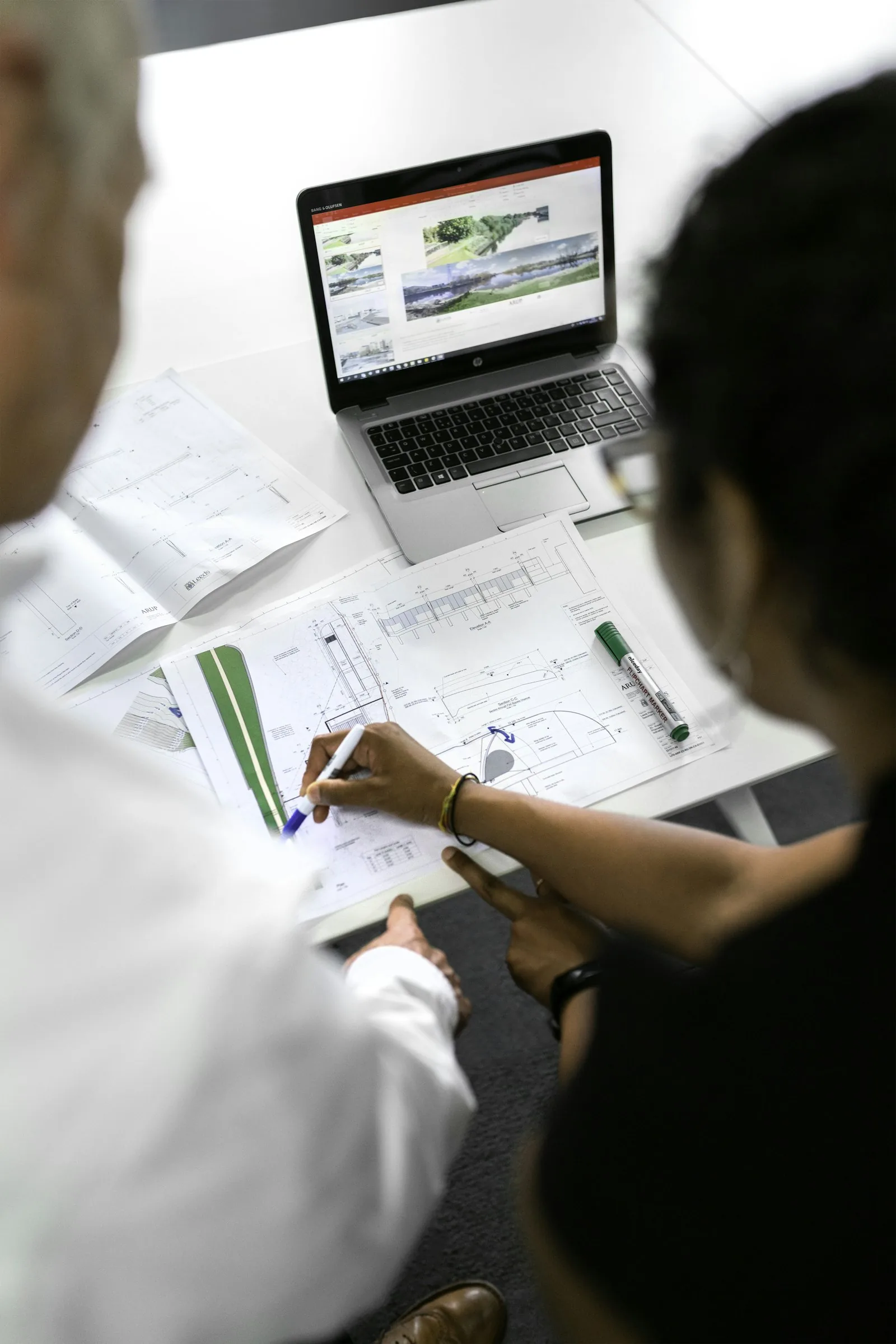 Modern warehouse management system interface